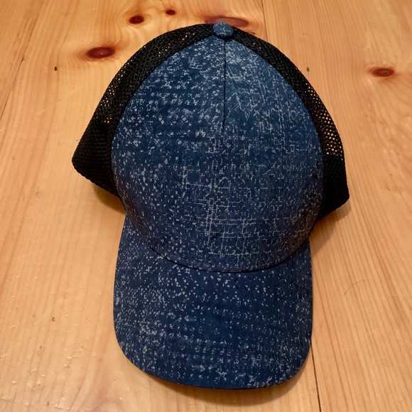 lululemon athletica Accessories - Lululemon SnapBack Hat